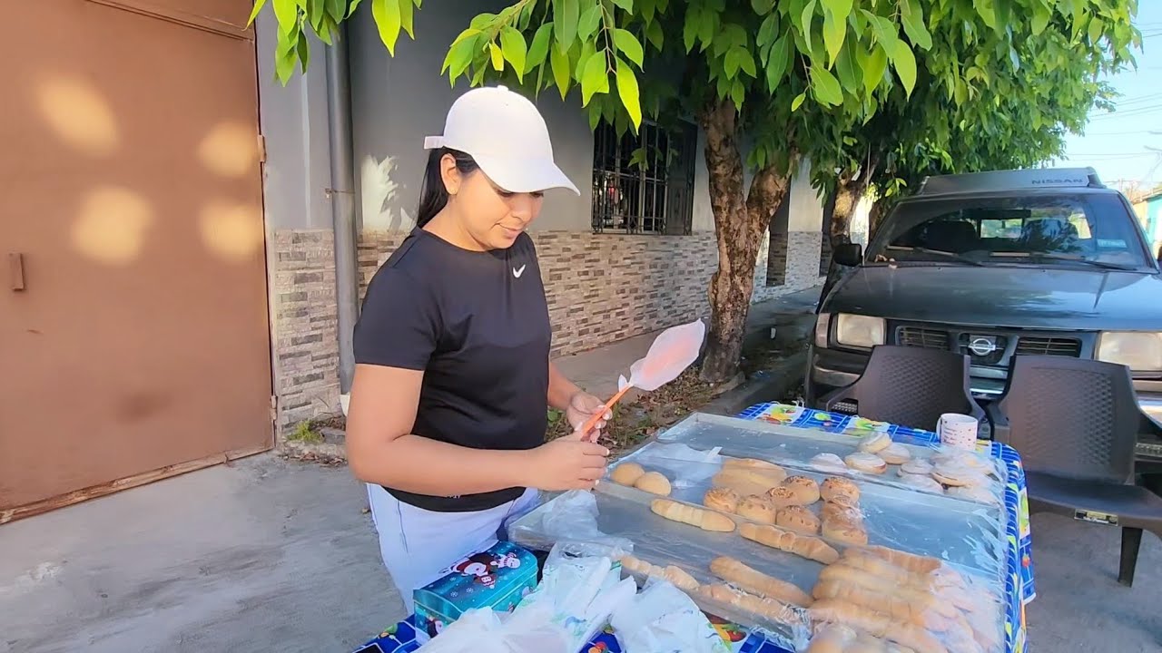 WENDY vendiend0 pan dulce🇸🇻❤️ GANÁND0NOS LA VIDA HUMILDEMENTE