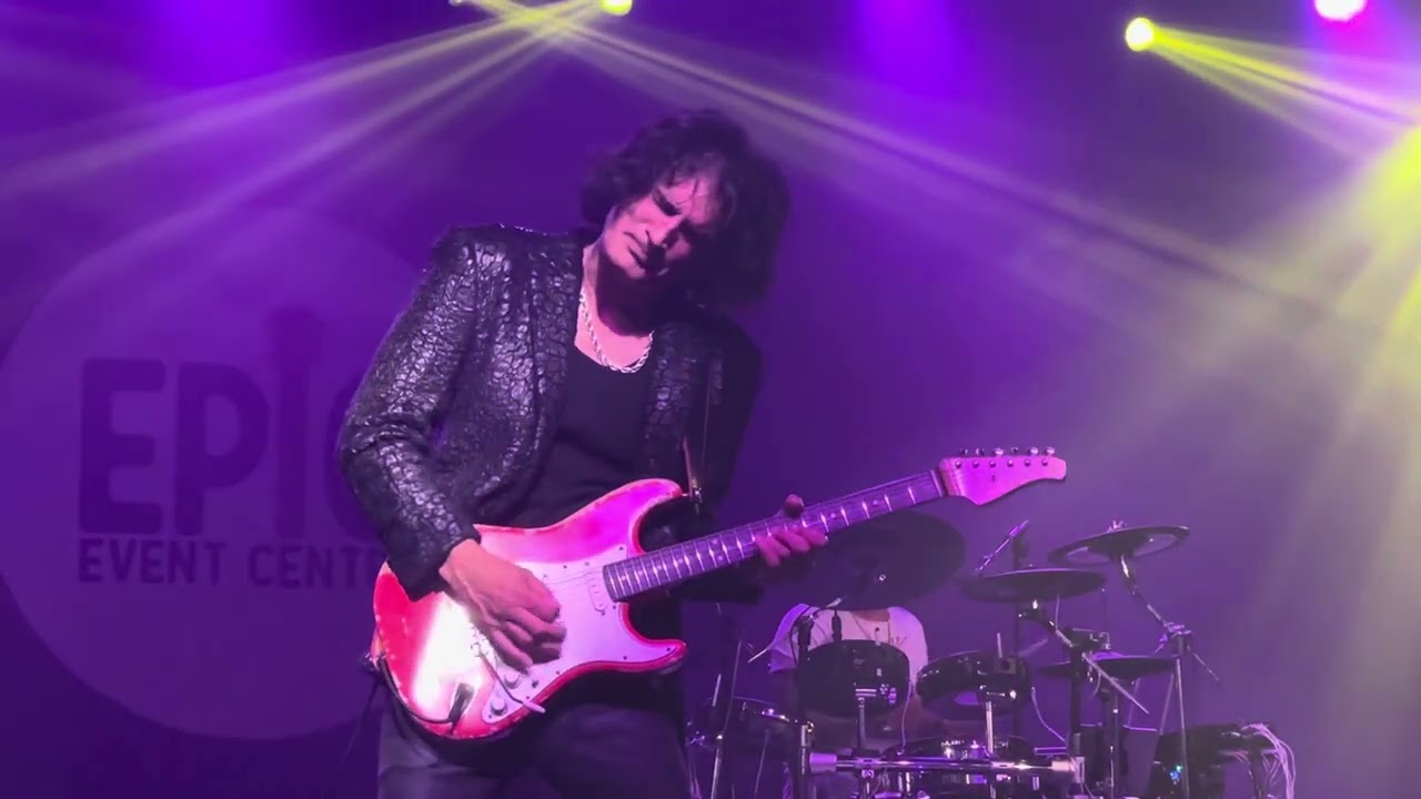 “Til Death Do Us Part” live - White Lion