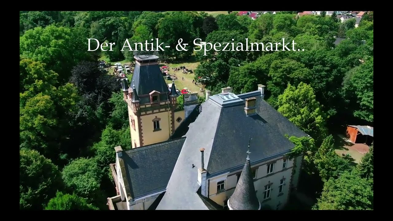Luftaufnahmen vom Antik- & Spezialmarkt Schloss Sickendorf 2022