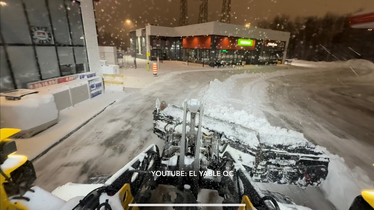 ** Commercial Snow Plowing / Gas Station / 4