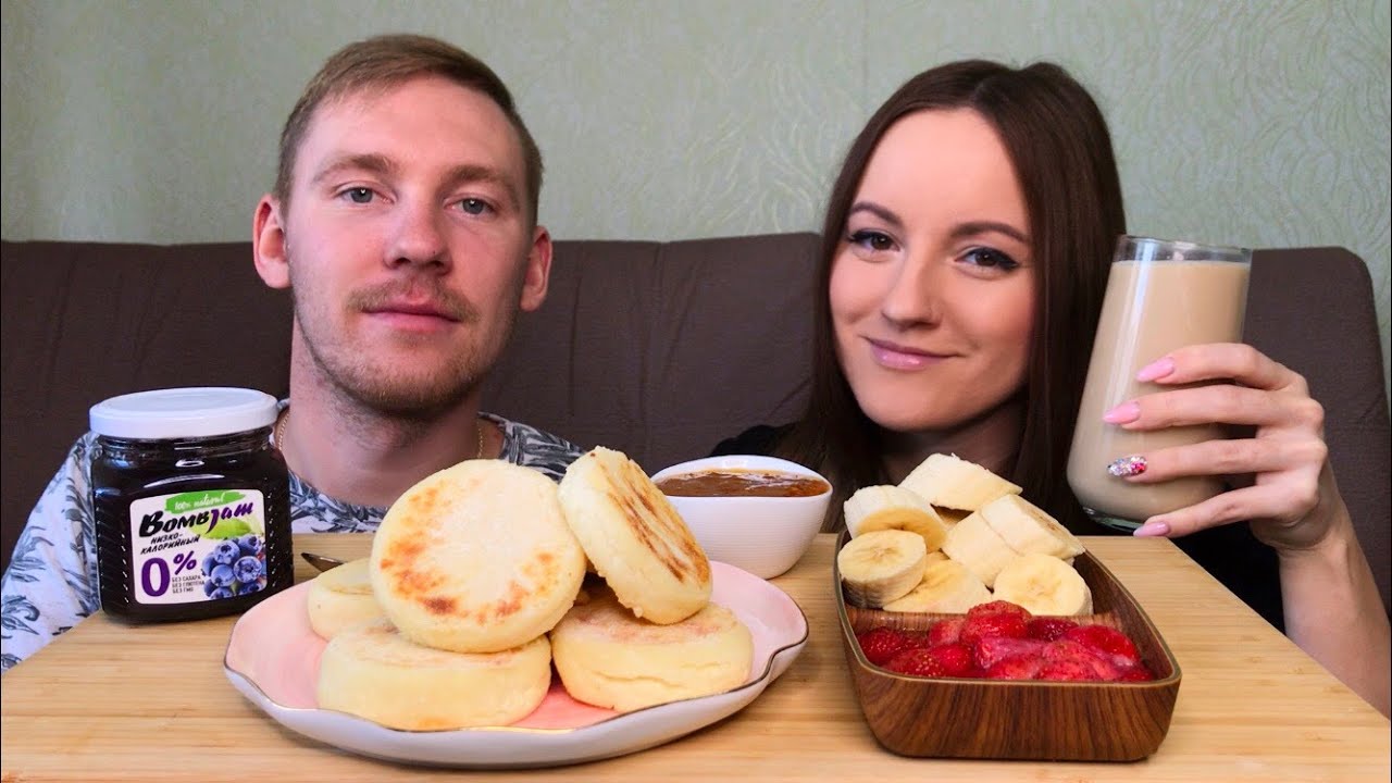 МУКБАНГ СЫРНИКИ из ТВОРОГА своими руками | ответы на вопросы| MUKBANG cottage cheese CHEESECAKES