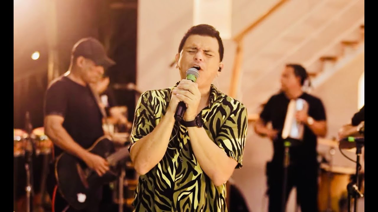 🎶 EL AMOR DE MI SABANA / PETER MANJARREZ Autor: JOSÉ LUIS VALENCIA Versión en Vivo: JONATHAN BOLIVAR