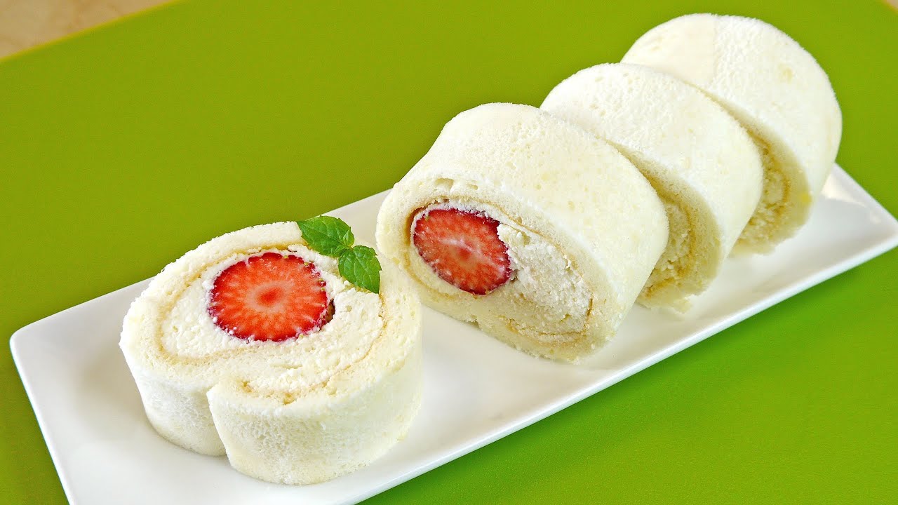 Strawberry Milky White Swiss Roll Cake Recipe 苺まっしろロールケーキ レシピ どこを切っても苺 ミルキーなクリーム