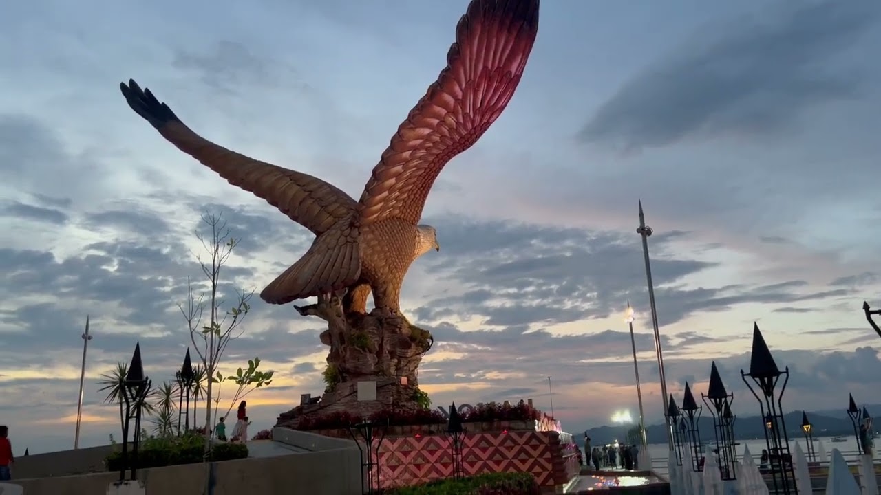 EAGLE SQUARE LANGKAWI  MALAYSIA 