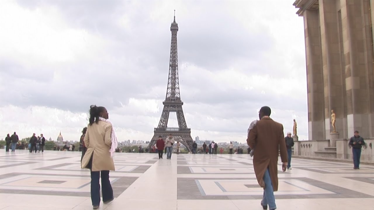 Prier et Servir : de Lomé à Paris
