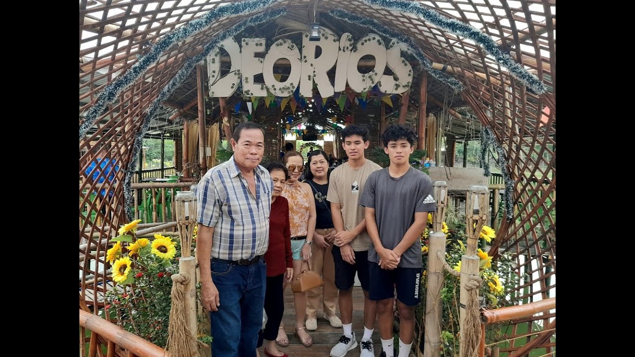 Lunch at DeoRios in Dumangas, Iloilo / #dailyvlog