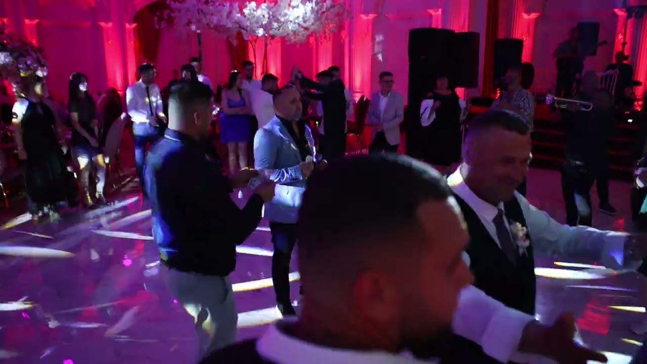 Formatia Nicusor Serban-Azi e sarbatoare