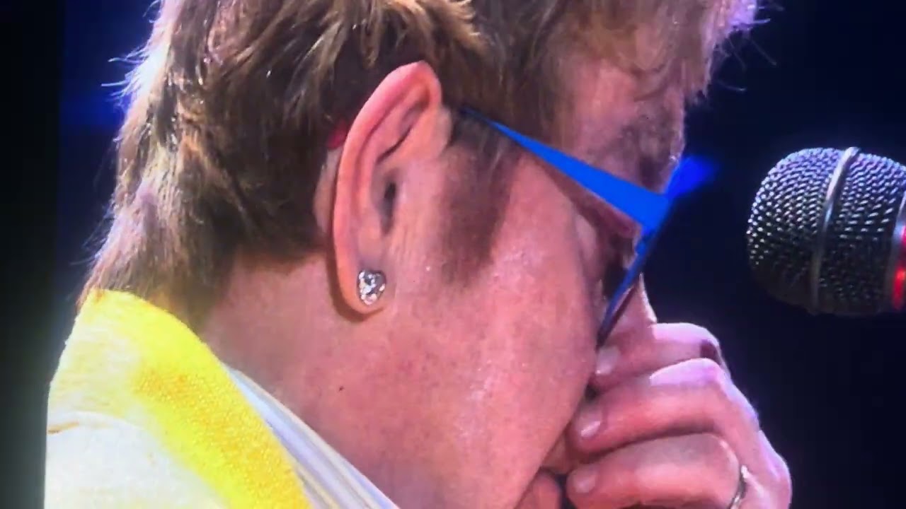 Sir Elton John @Singapore GP 2025 11 of 12)