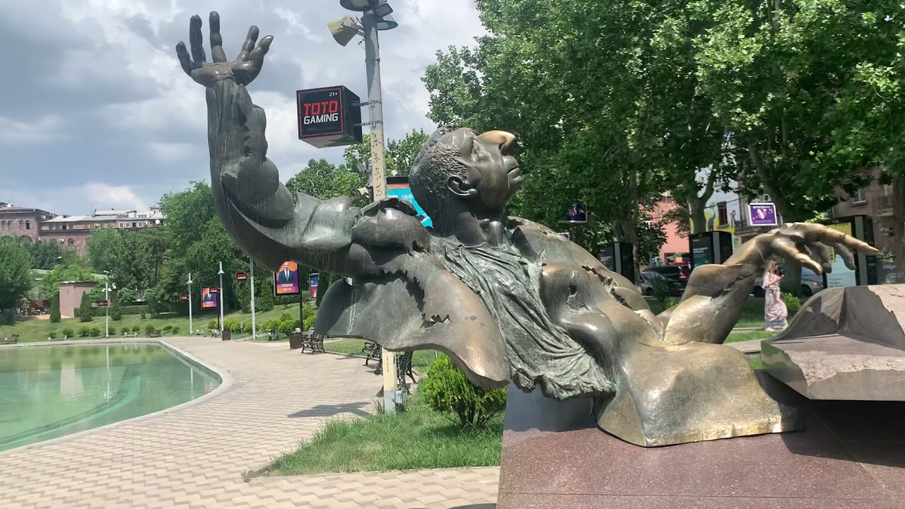 Walking Yerevan streets #armenia #armenian #trip #yerevan #summer #yerevanarmenia