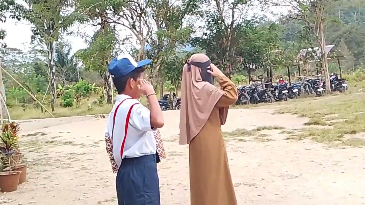 PELAKSANAAN UPACARA BENDERA SENIN 09-02-2026 DI SATAP DONGI-DONGI 