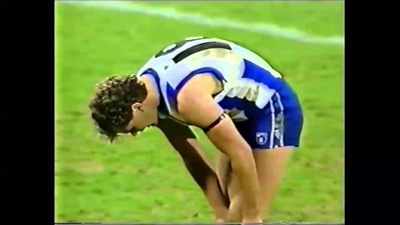 Nth Melb V Essendon 1993 Last Quarter. The Carey & Longmire show.