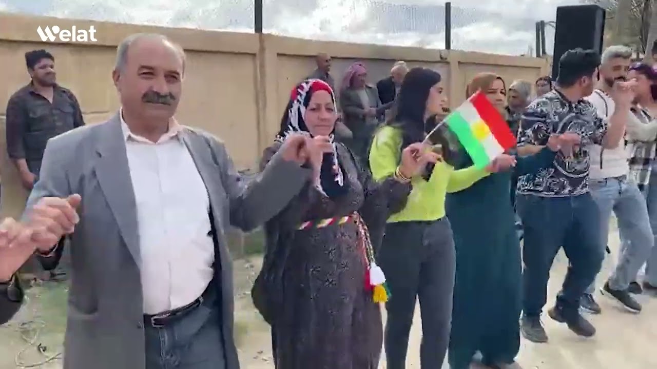 إيقاد شعلة نوروز بحماس كبير في مدينة قامشلو