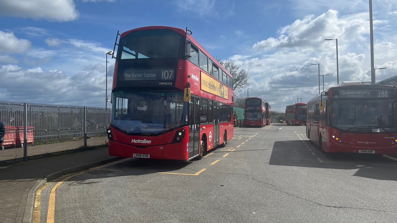 London Bus Route 107- New Barnet Station to Edgware Station