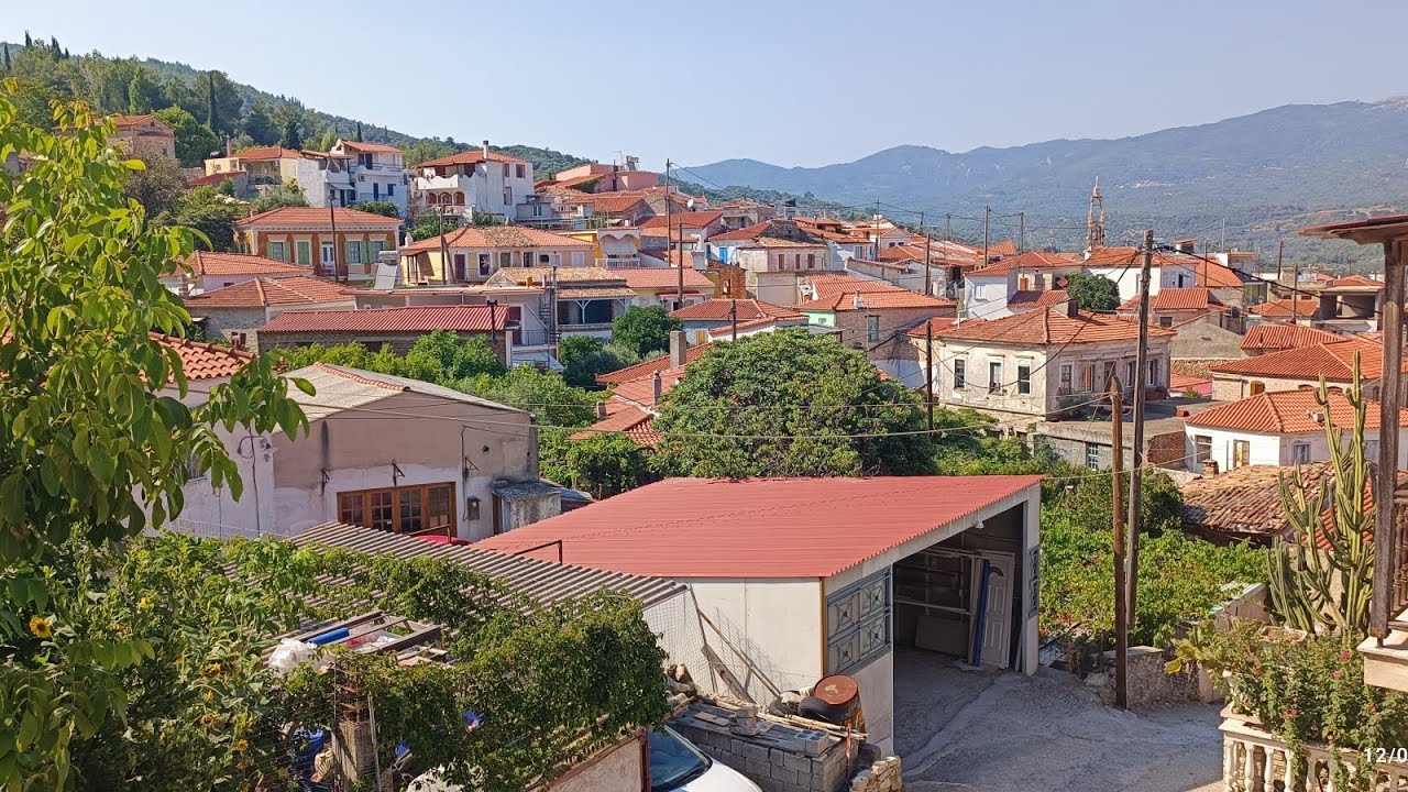 Το εντυπωσιακό χωριό Παγώνδας στην Σάμο.Pagondas village in Samos island of Greece