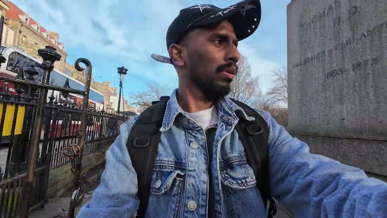 Discover Edinburgh | A Relaxing City Walk