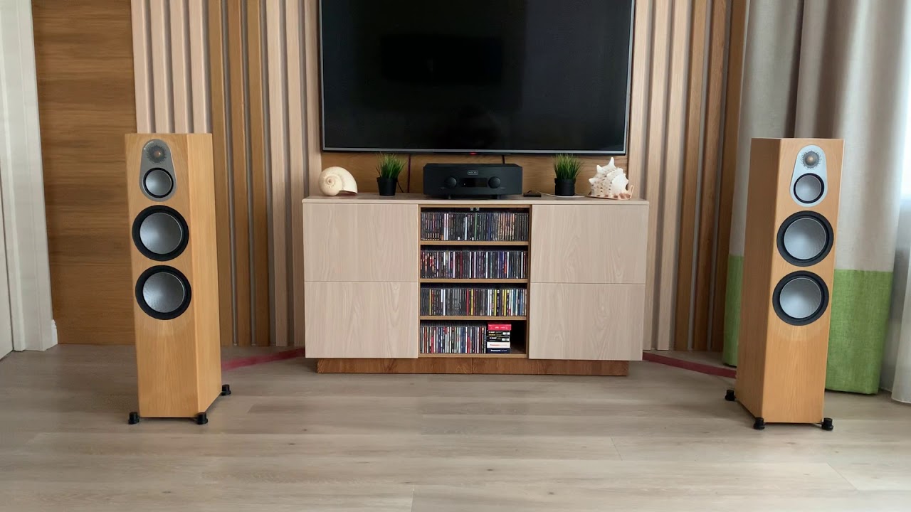 Hegel H390 + Monitor Audio Silver 500 6G, Chantal Chamberland “You’re My Hero”