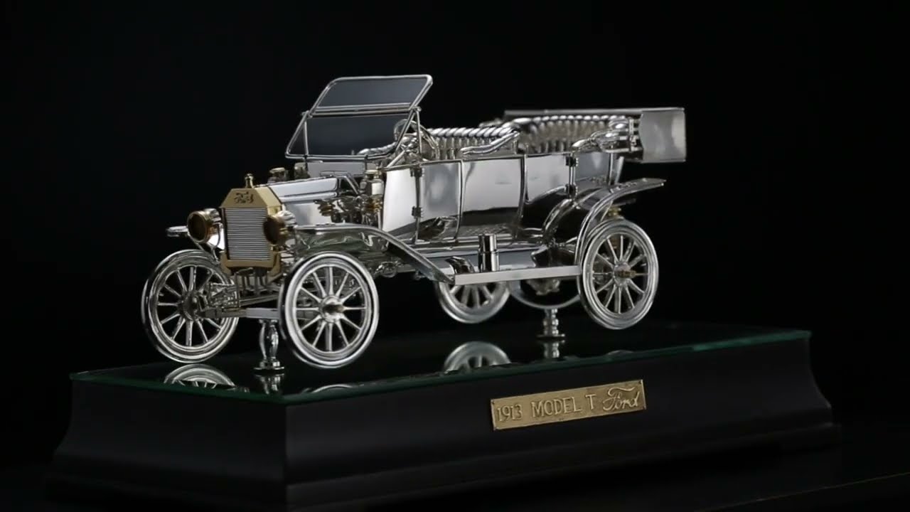 Comyns Silver Centrepiece: Ford Model T