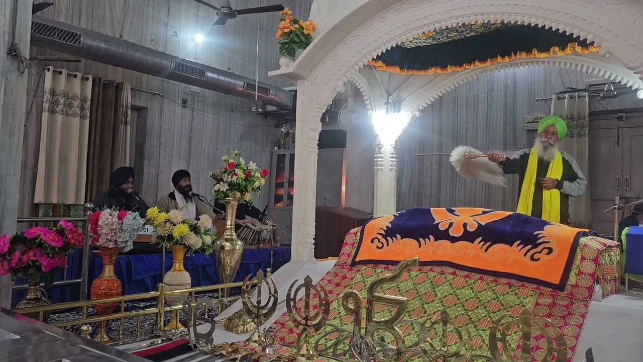 🙏Lalan Raviya Kavan Gatiri 🙏Shabd Kirtan Surjit Singh Ji Khalsa 