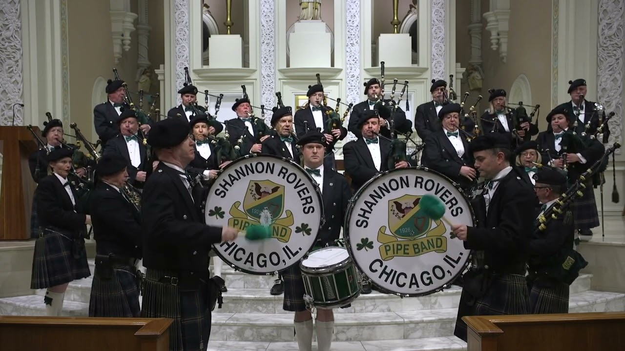 Shannon Rovers Pipe Band- Fairtale of New York (©️ The Pogues)