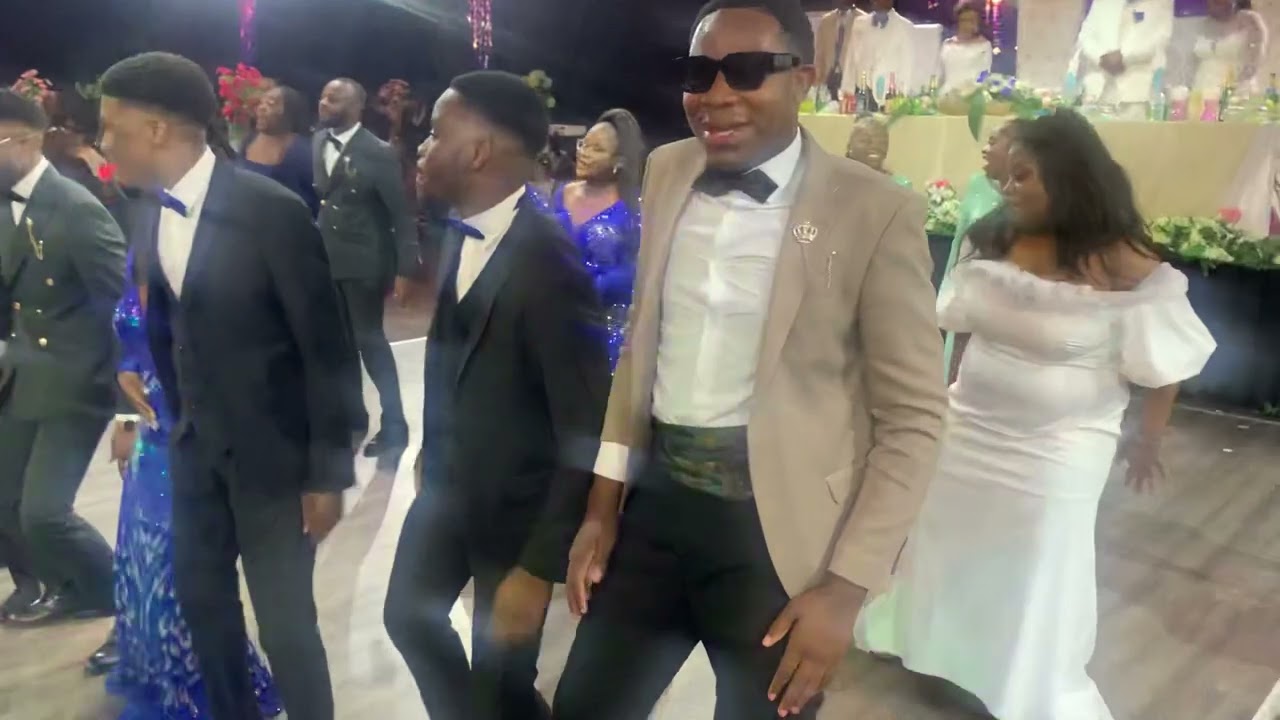 FLASH MOB : JCC Bruxelles Wedding Couple Bienvenu & Couple Lévis 🔥