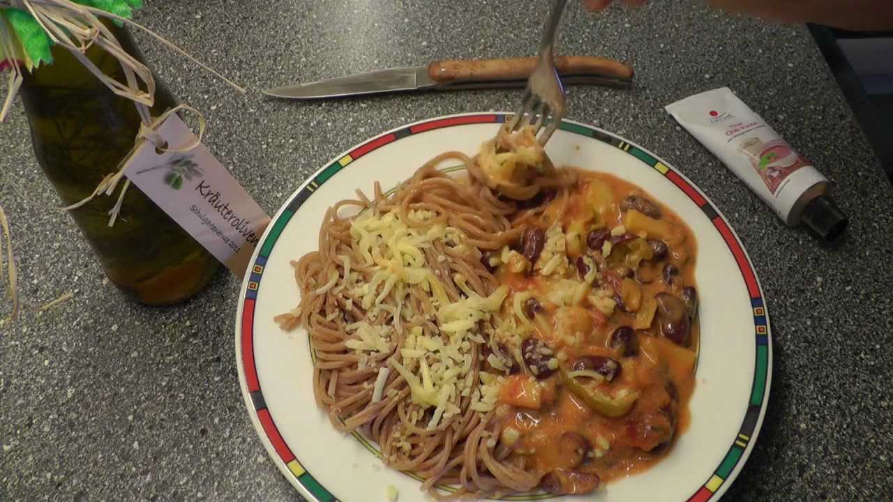 Laguiole en Aubrac - Le Randonneur | Chili-Pasta | Kochen Küche