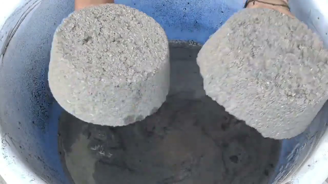 Asmr| dusty charcoalashes crumbling in lots of water 💦💦 | SA ASMR