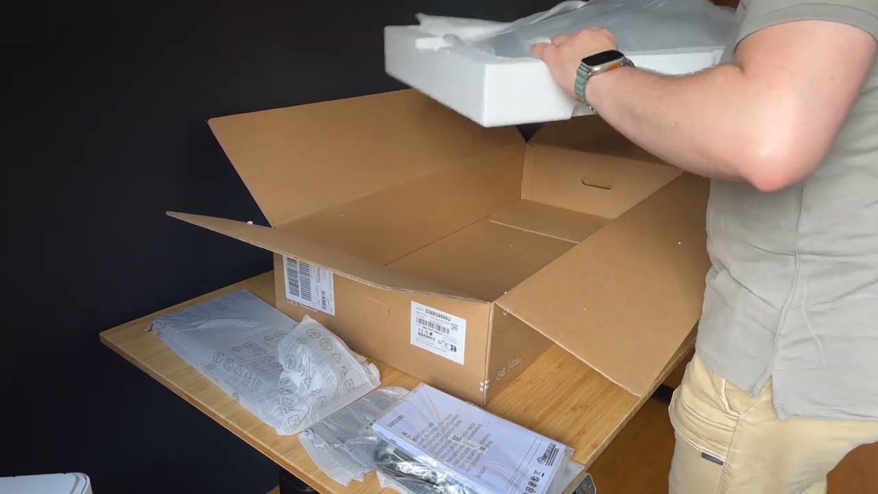 Unboxing Samsung Odyssey OLED G8 34”