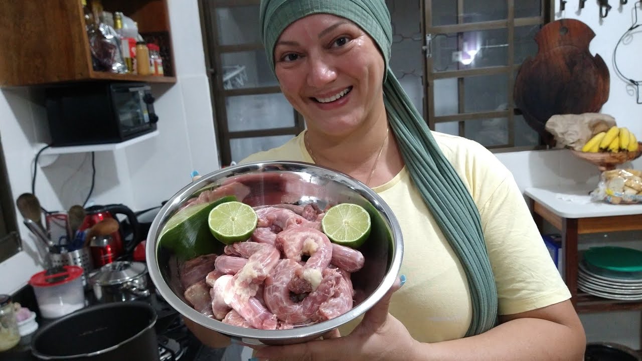 Как почистить и приготовить куриные шейки в соусе / быстрый и недорогой рецепт