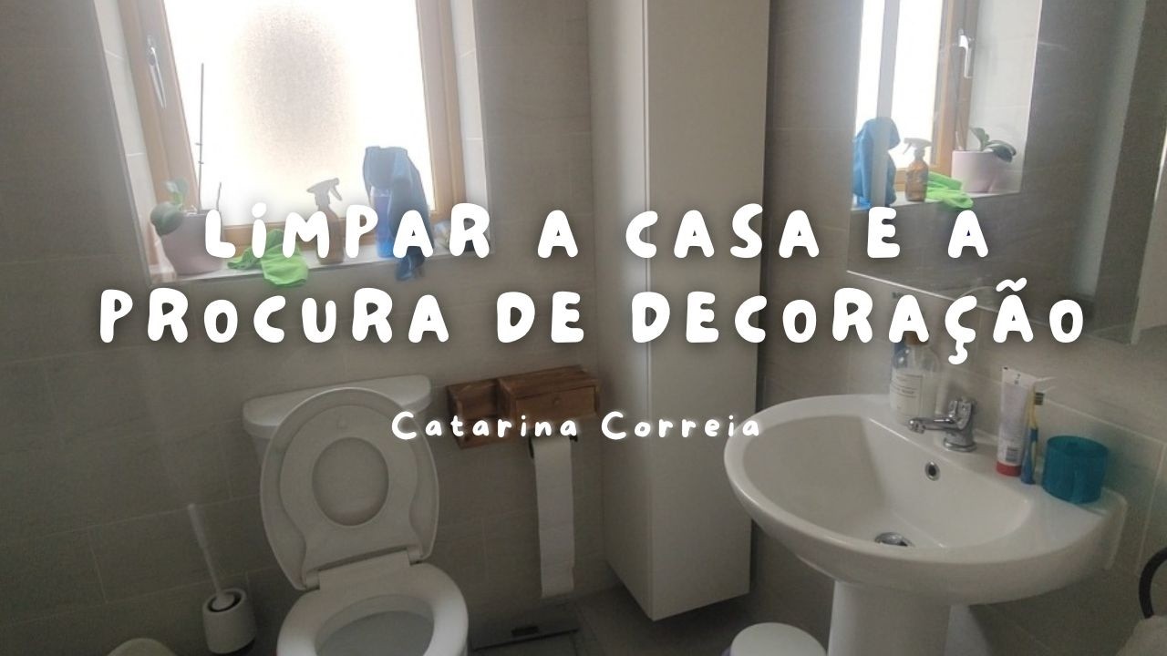 Limpar a casa e à procura de decoração