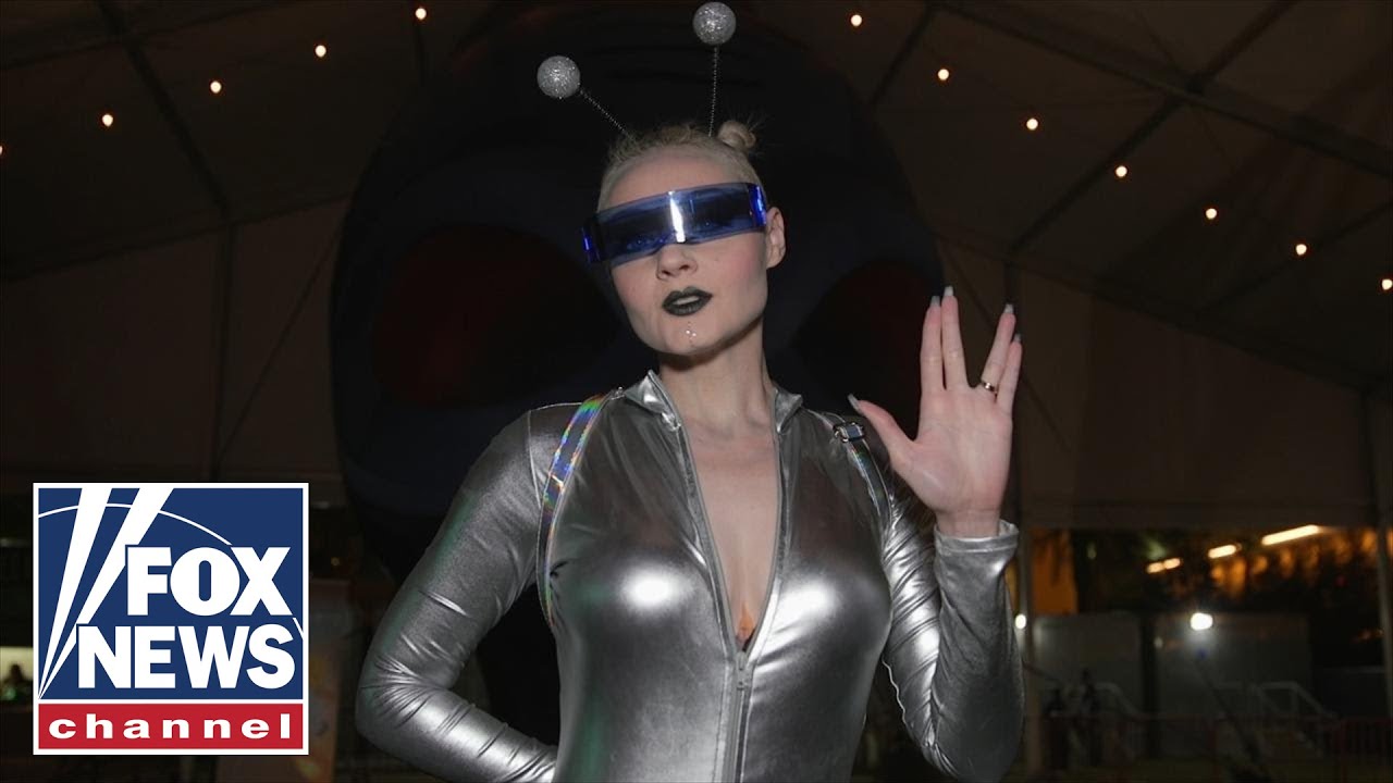 'Storm Area 51' raid brings crowds of &lsquo;alien believers' to Nevada