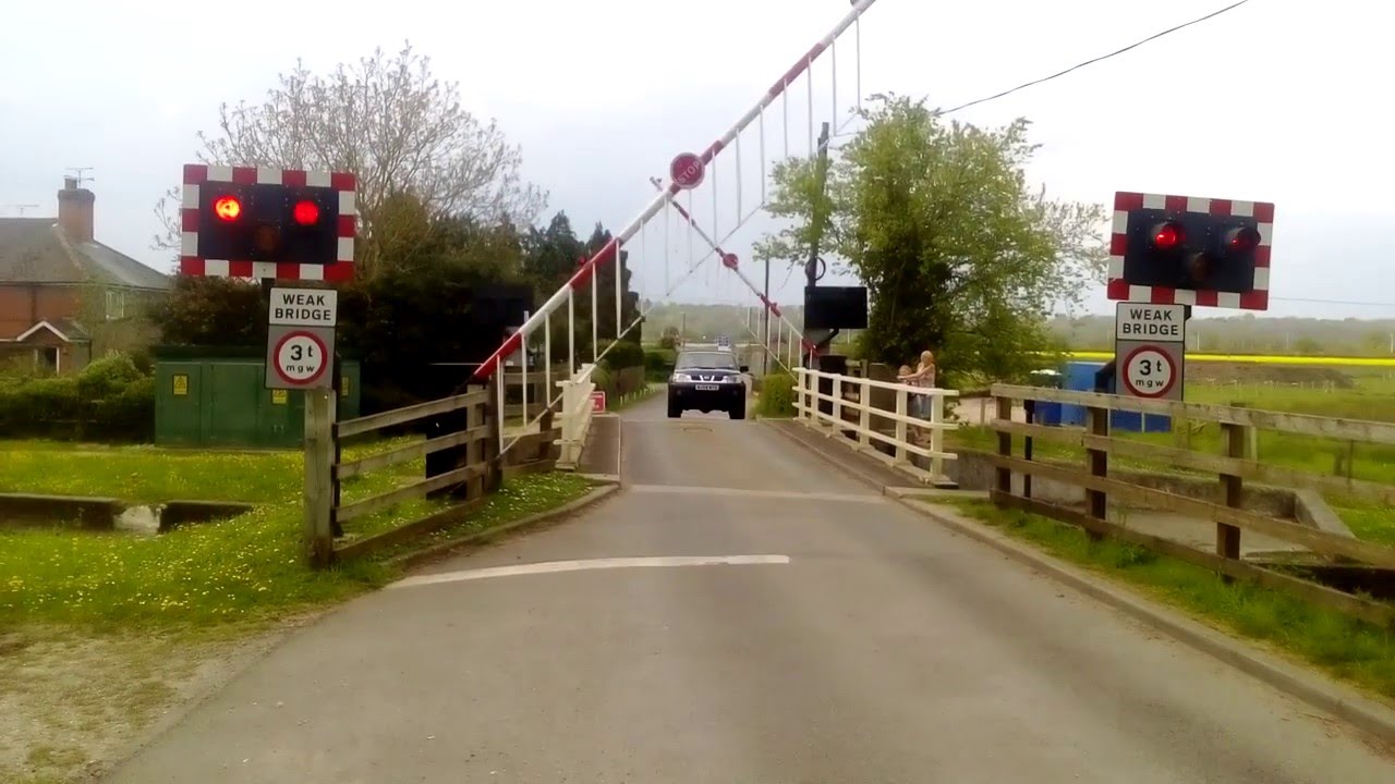 Ufton Nervet Swing Bridge 07/05/2016