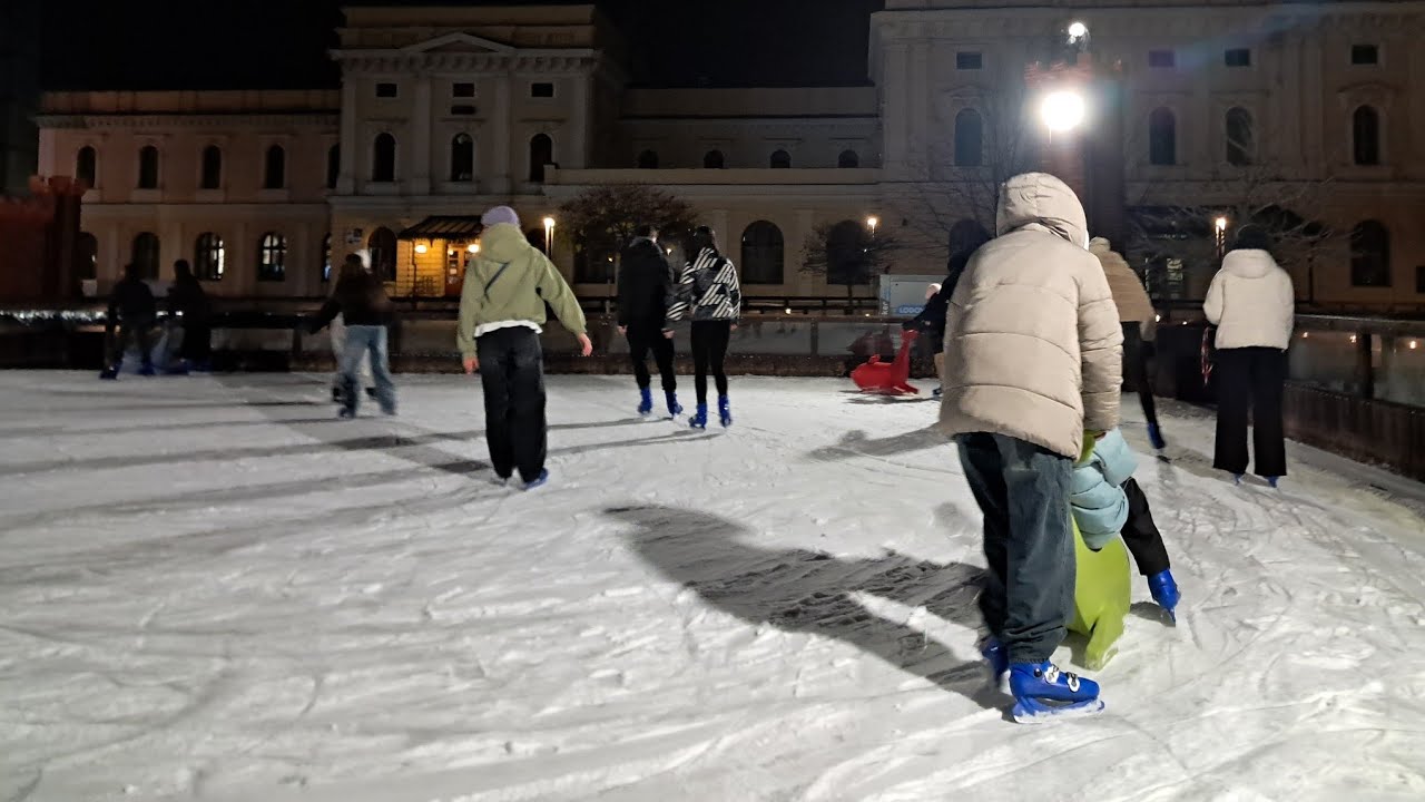 #Ice Skating In Poland#Galeria krakowska Ice Skating rink 2024#Ice Skating Rink#Lodowisko#JRworld