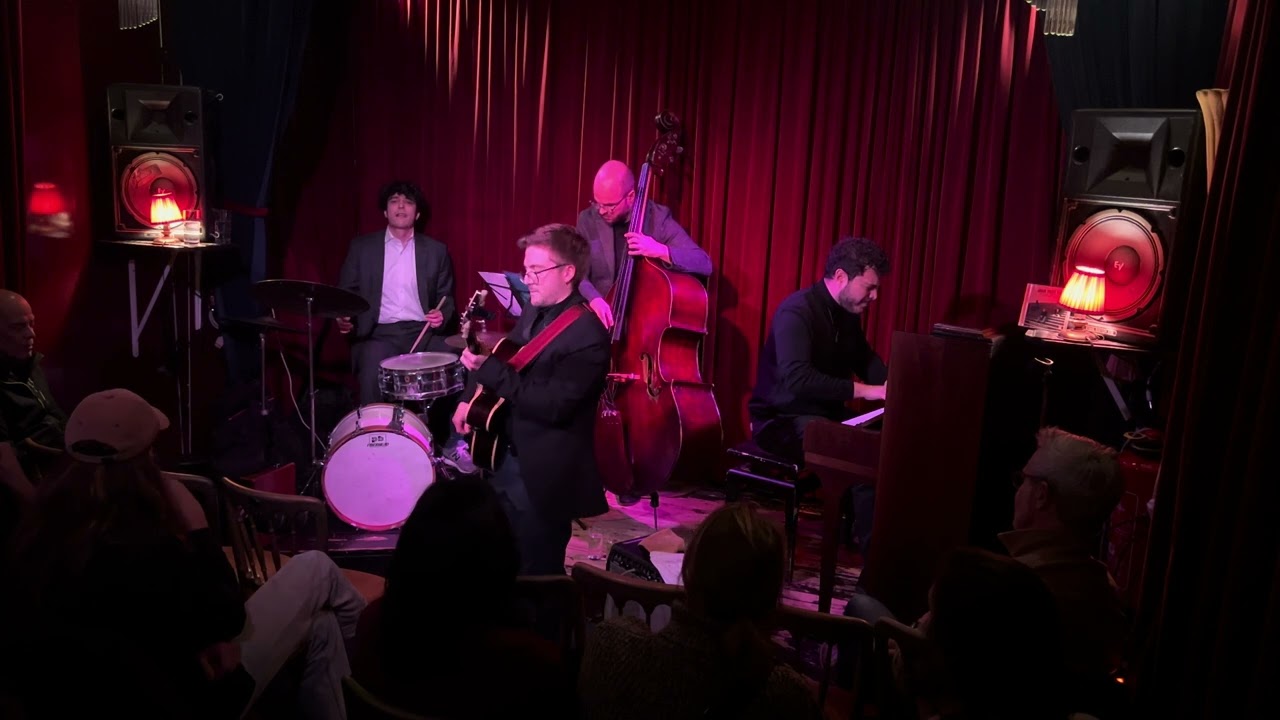 Joan Fort Trio feat. Timothy Banchet - Jean De Fleur (live)