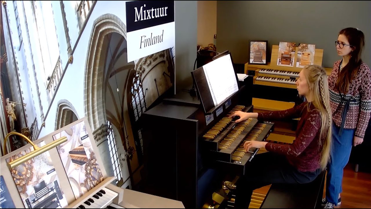 Elisa Vikin urkujensoiton B-tutkinto, Mixtuur Finlandin showroom (Helsinki, Finland)