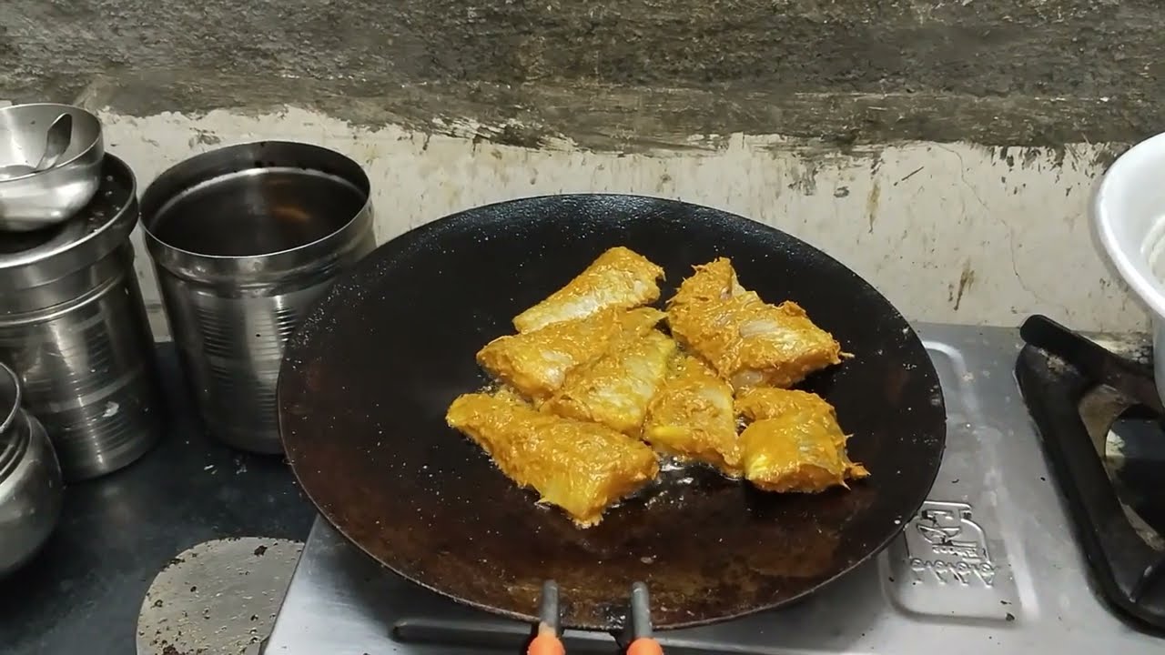 parrotfish cleaning and fry