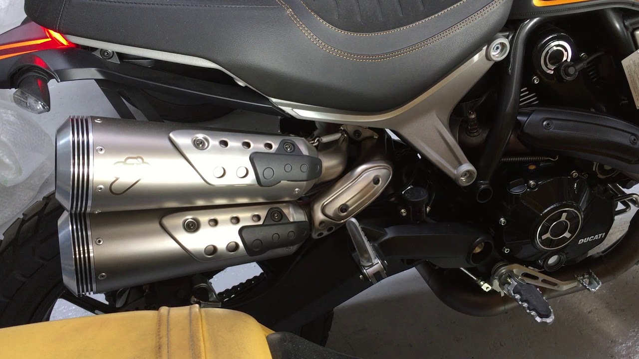 Ducati Scrambler 1100 Sport with Termignoni full system at idle