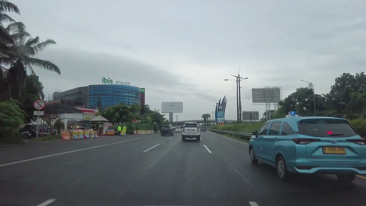 Drive from Kamal Muara Jakarta to Soekarno-Hatta Airport Terminal 2 via Prof. Sedyatmo Toll Road