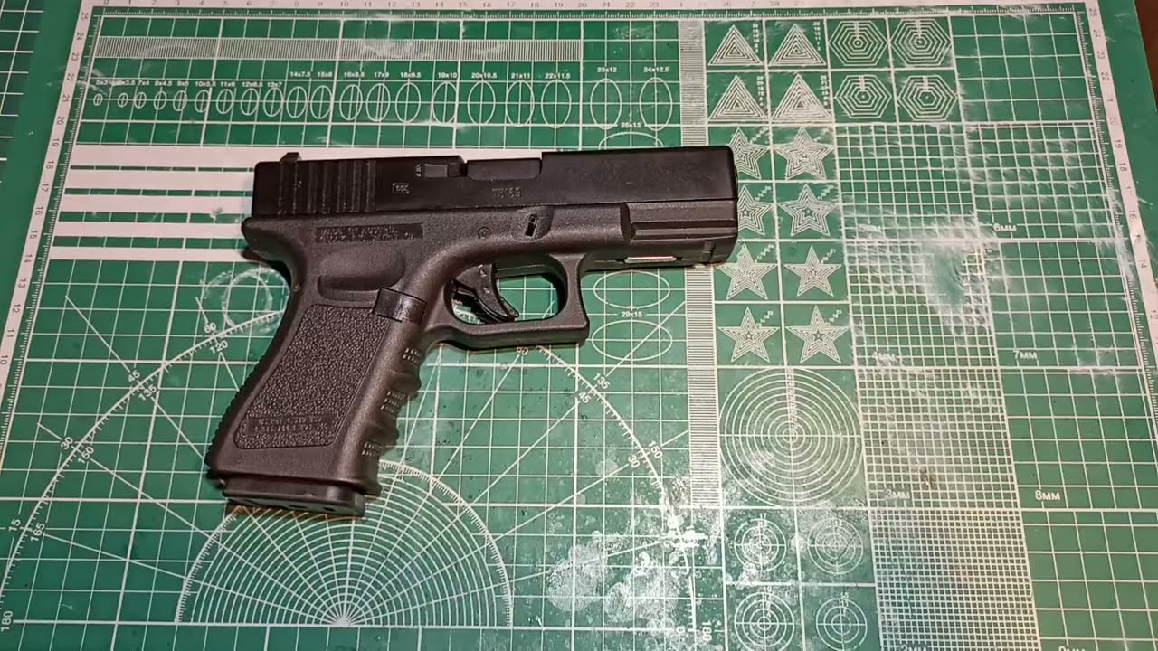 Небольшой обзор и доработка East Crane Glock 19 Gen 3