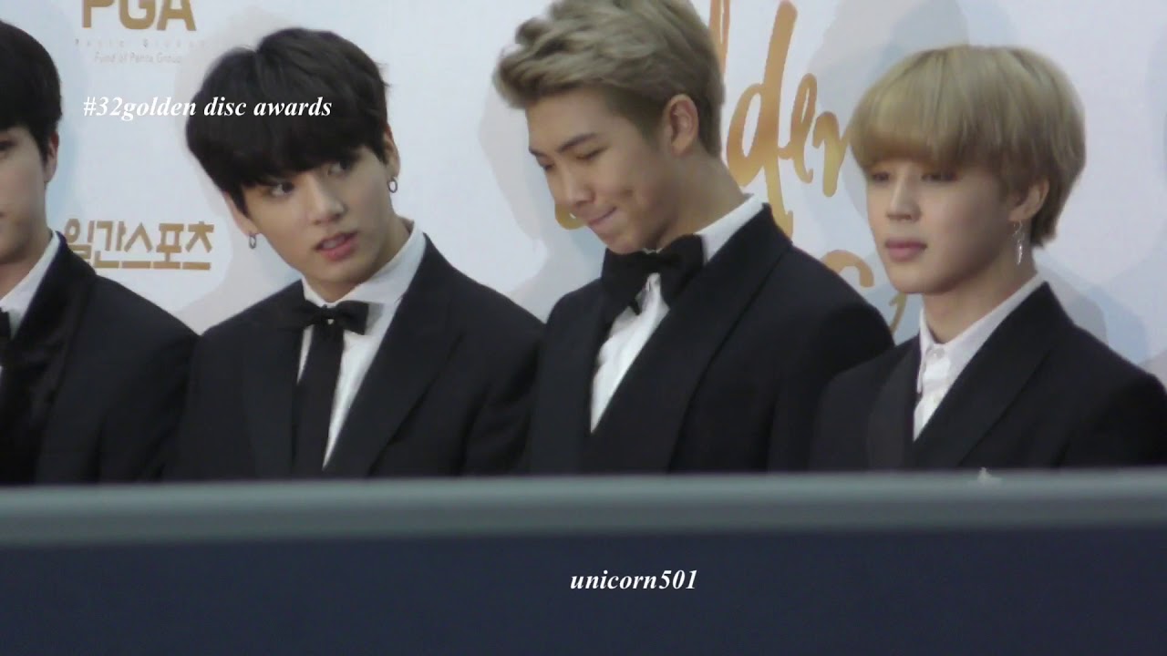 180111 BTS GDA2018 day2 redcarpet