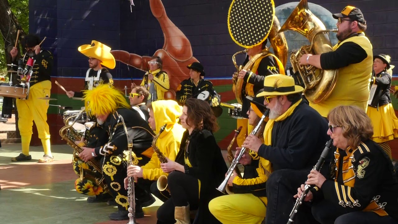 Honk!TX 2019-- Sunday Showcase: Minor Mishap Marching Band