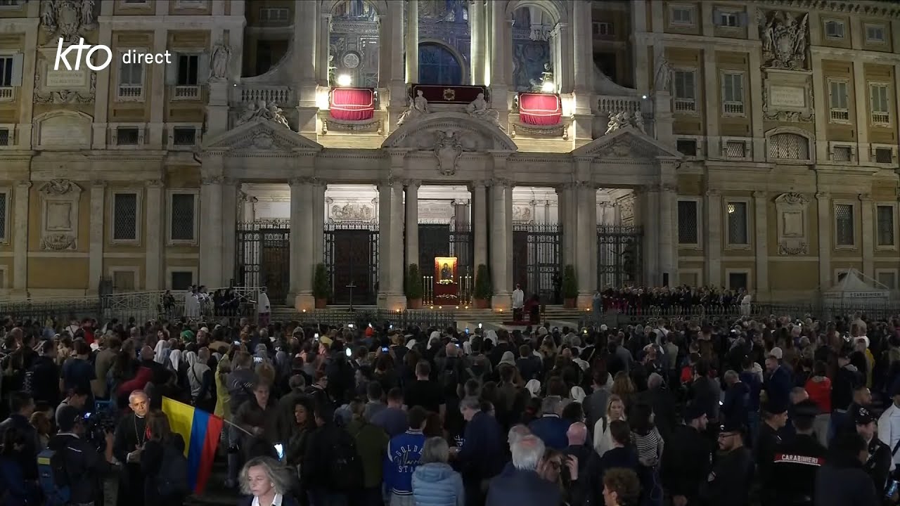Chapelet pour le pape François présidé par le cardinal Rolandas Makrickas