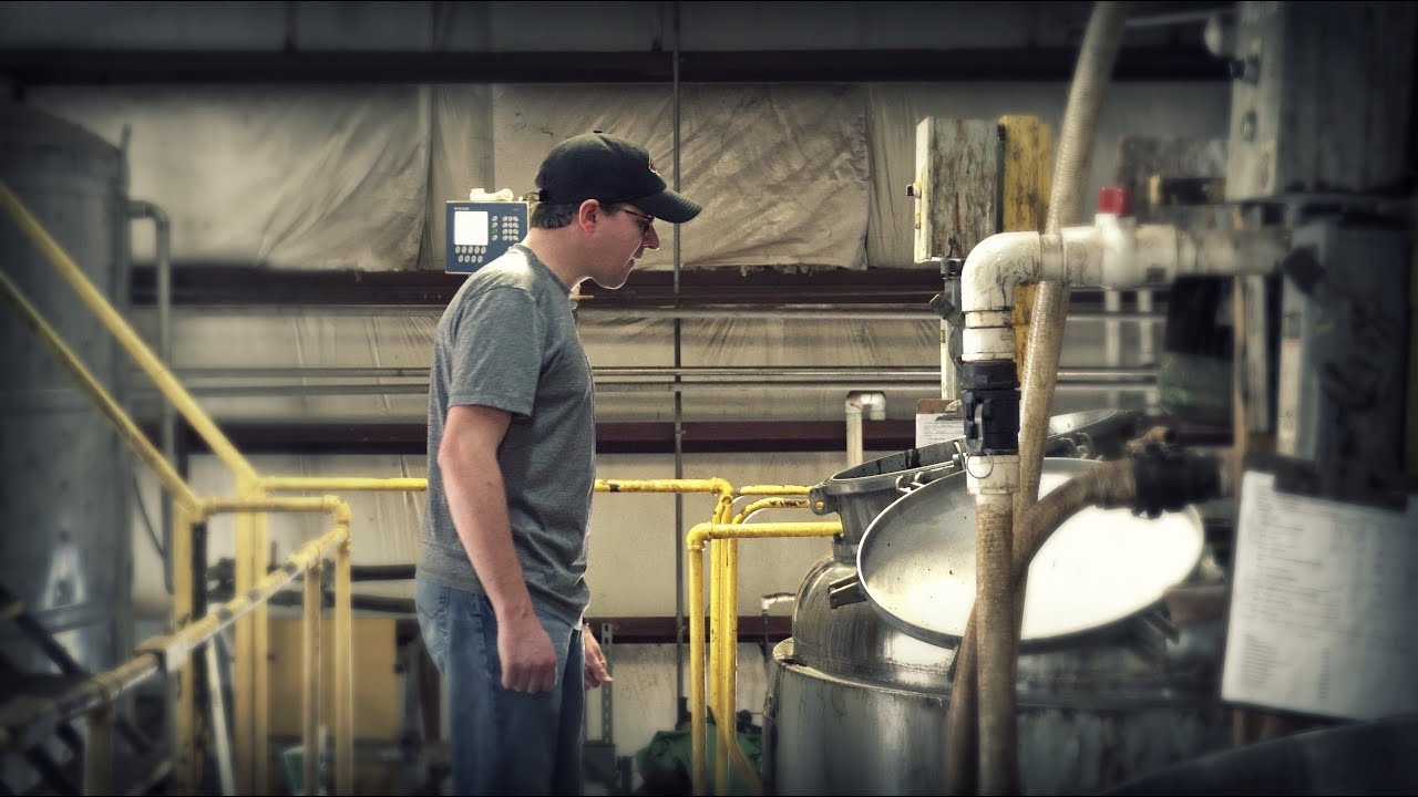 So that's how liquid fertilizer is made? // Simple Lawn Solutions Plant Tour