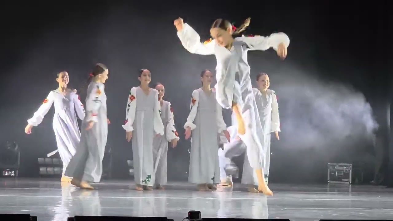 Цёмная ночка, дзе ж твая дочка?
