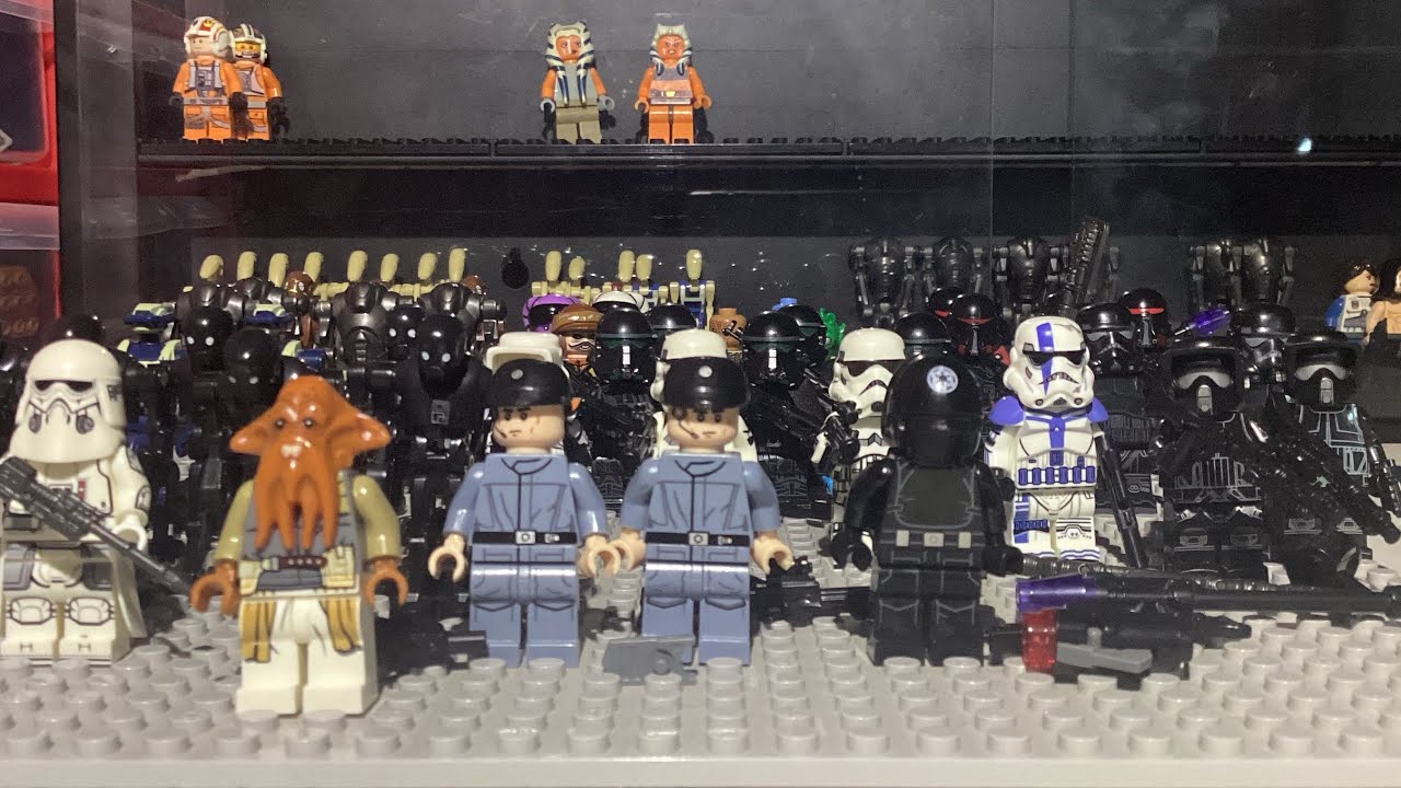 Paddles_ Productions is live showing massive Star Wars mini figure haul!