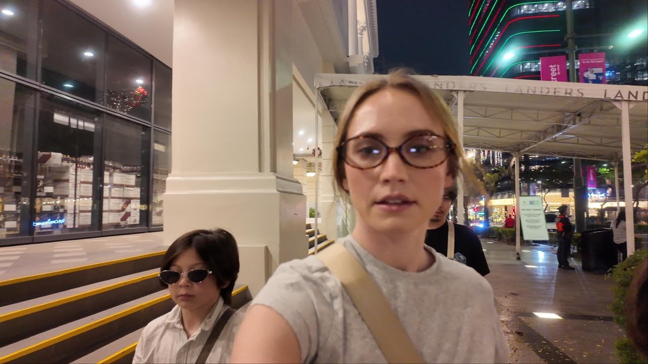 First Night in BGC and Uptown Mall | Pilipinas Part 8