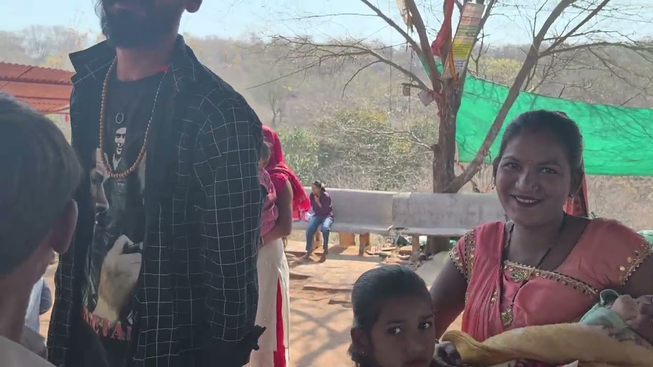 केलादेवी गुफा में बैठे हुए वहां जाने का रास्ता #karoli 