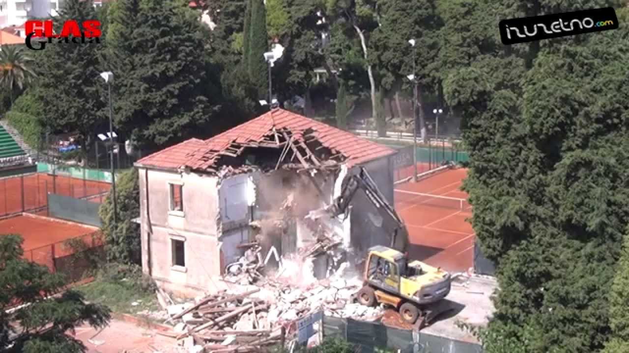 Rušenje stare kuće kod teniskih terena u Lapadu - cijeli video