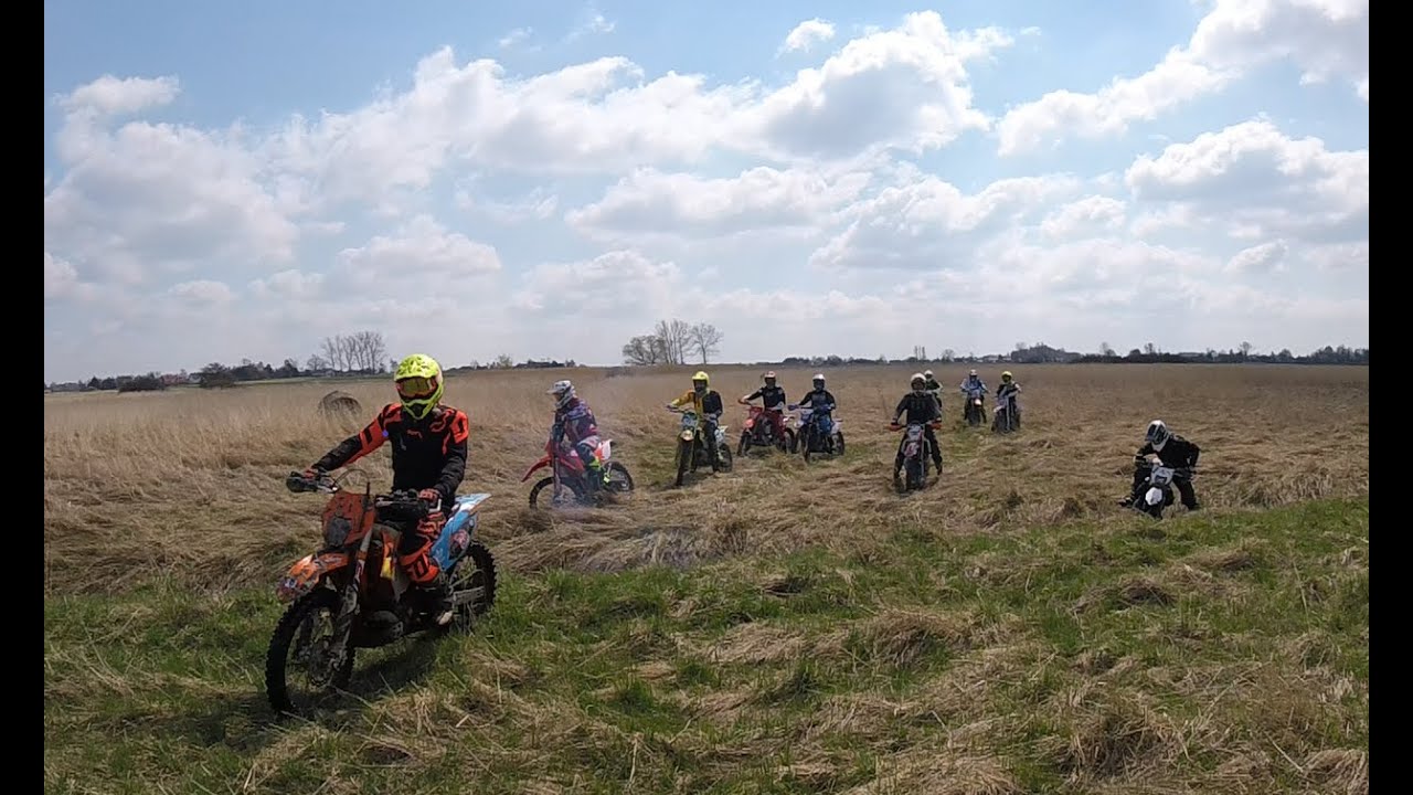 Testy Beta Xtrainer 300 My 2021 Prędzisz&oacute;w Auchan Skania. Enduro Częstochowa + ekipa z Bełchatowa ;)