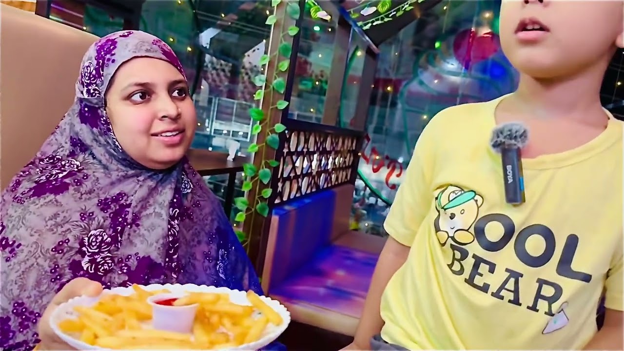 রাজবাড়ি জেলার বিভিন্ন রেস্টুরেন্টের খাবার।  Different restaurant's food in Rajbari district.