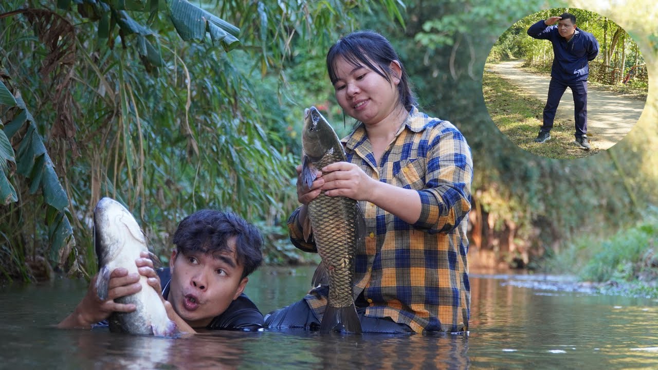 Catching stream fish, making a warm and sweet braised fish dish for winter | Ly Tieu Nuong TV